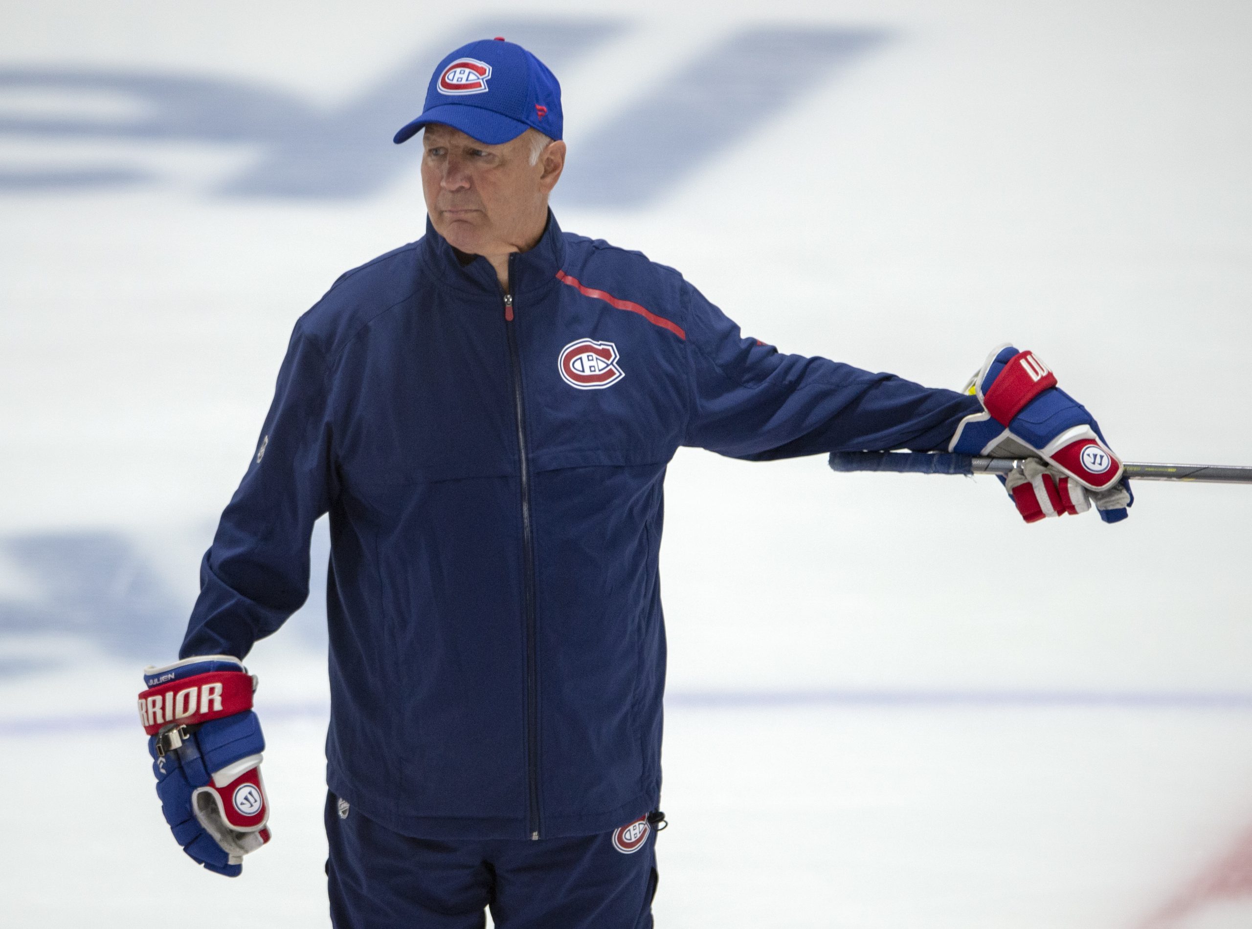 Canadiens coach Claude Julien sent to hospital with chest problems