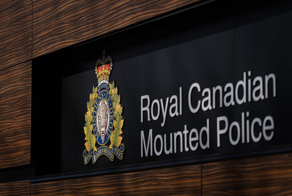 Manitoba RCMP shoot and kill man who was allegedly assaulting a woman