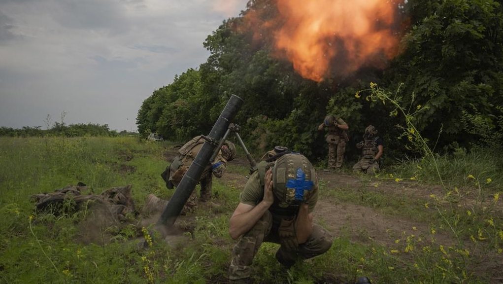 After two years of resistance, is Ukraine losing the war?