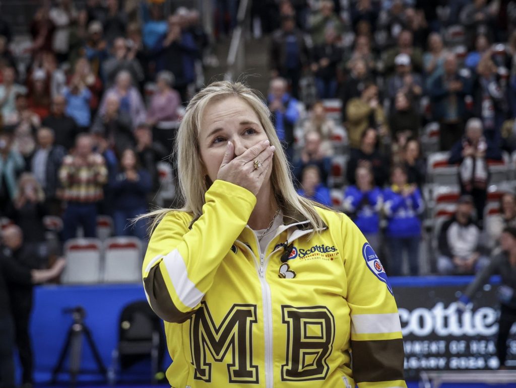 Jones bids bittersweet farewell in her last Canadian women's curling championship
