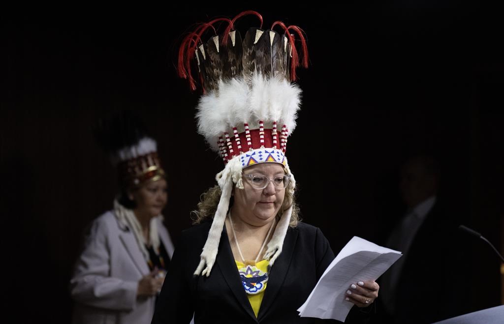 'Unacceptable': Trudeau reacts after AFN chief says headdress taken from plane cabin