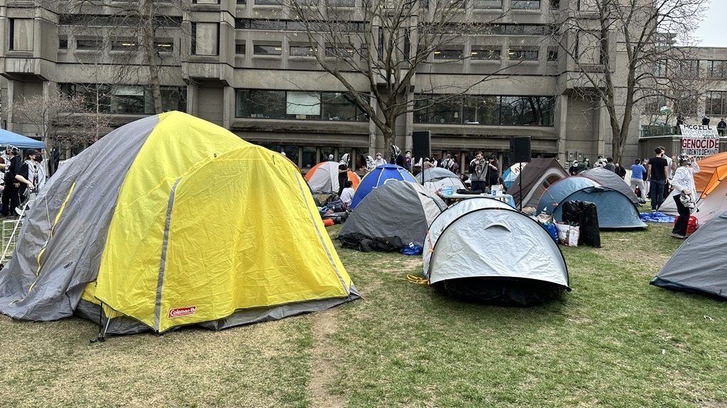 Pro-Palestinian protesters set up encampment at Montreal's McGill University