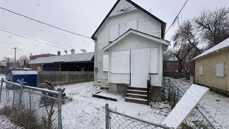 Firefighters put out blaze at vacant house on Alfred Avenue for 3rd time this year