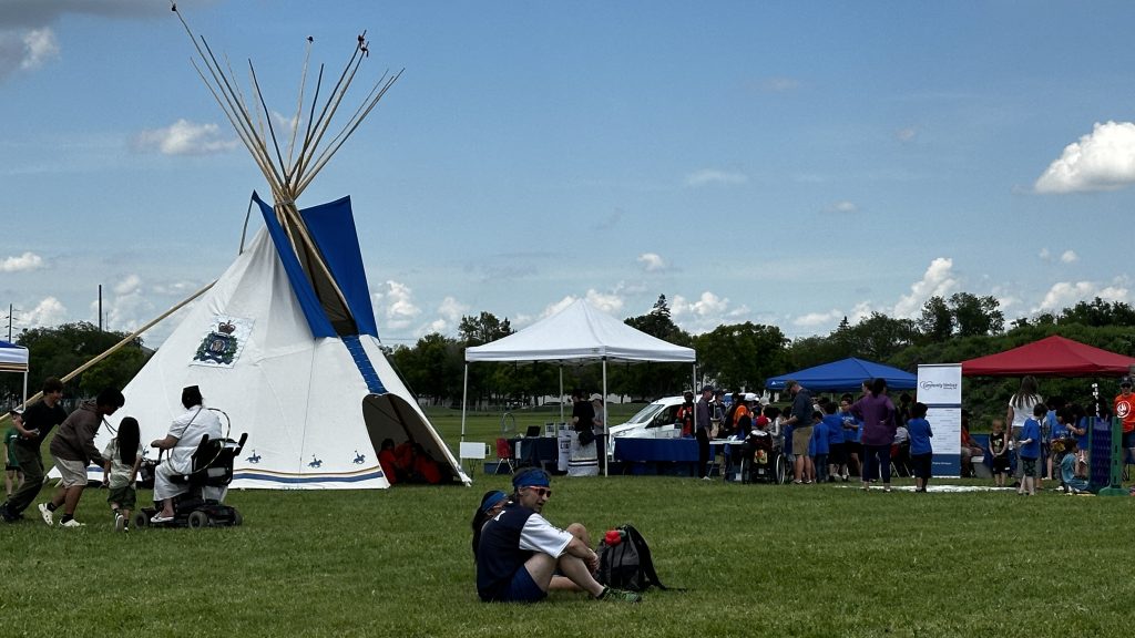 Different communities in Manitoba celebrate Indigenous Peoples Day