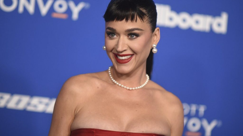 Katy Perry coming to Winnipeg this summer