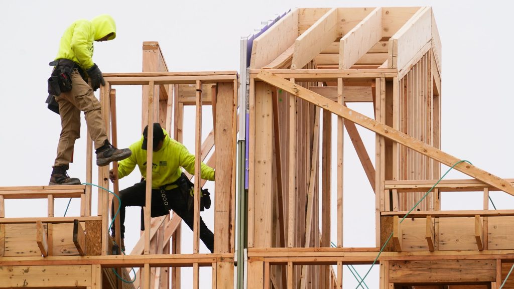 Can newcomers to Canada solve the construction industry's labour problems?