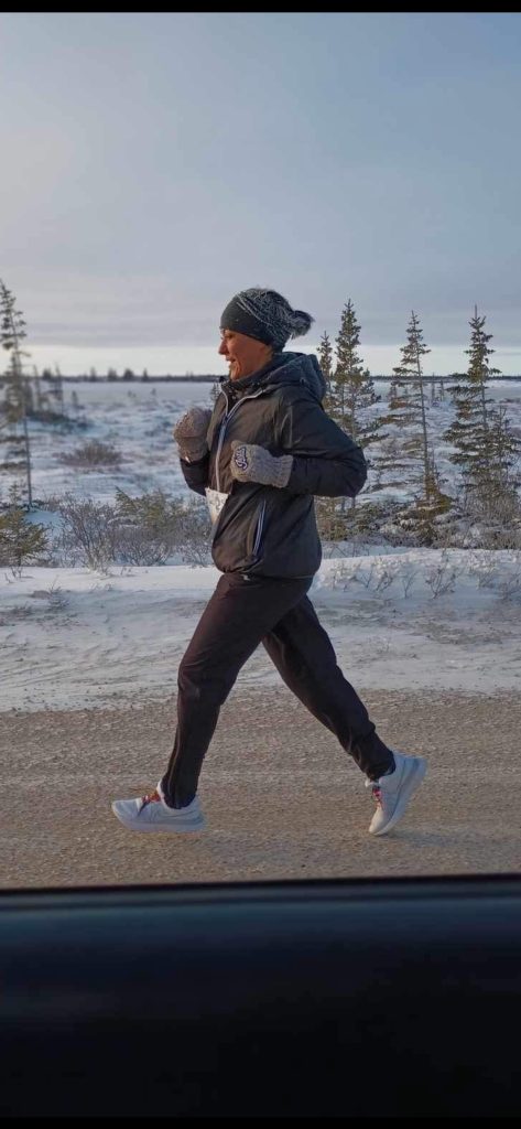 Manitoba woman completes first full marathon amidst journey to sobriety