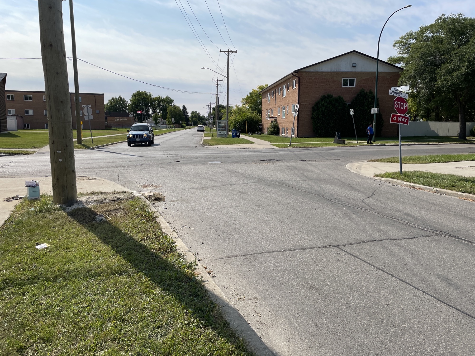 Man in 20s dead after crash in Elmwood CityNews Winnipeg