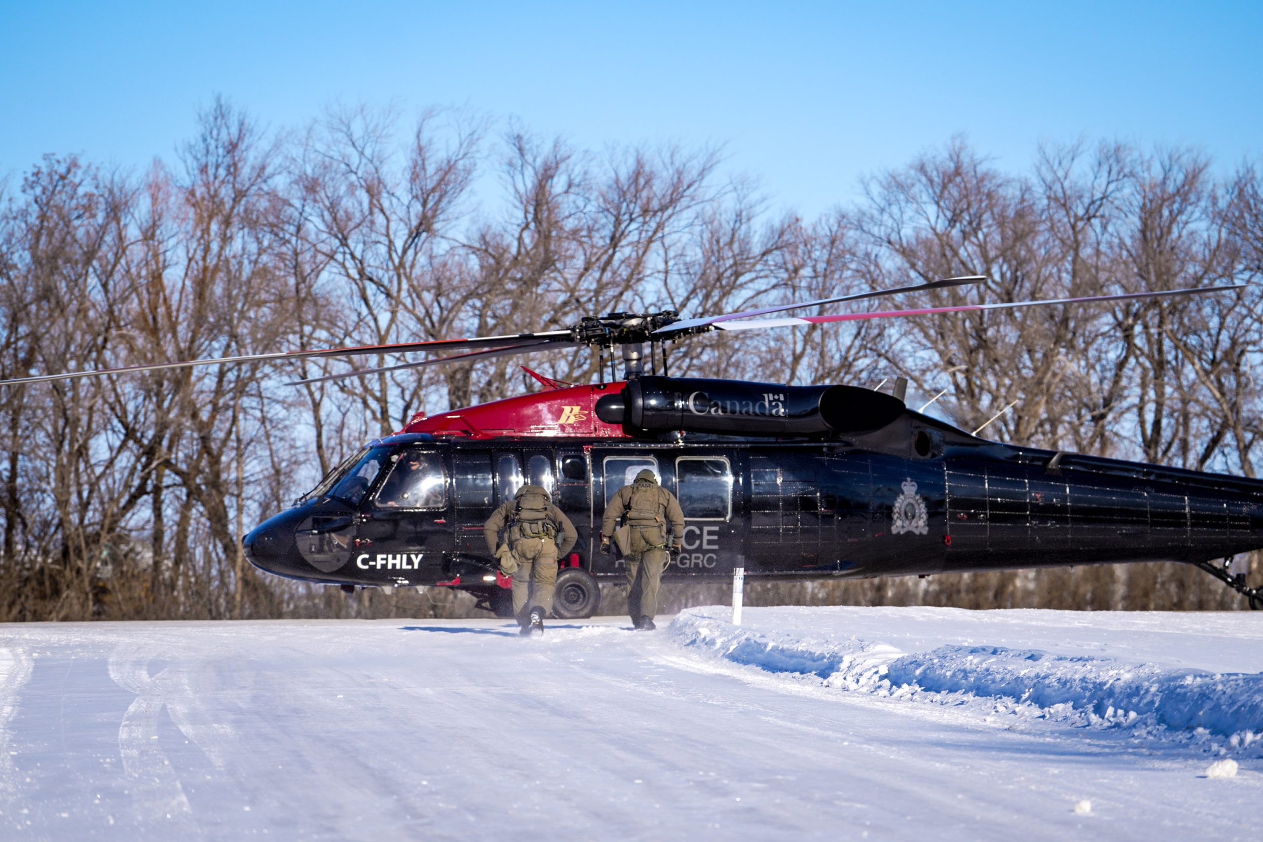 Six migrants found crossing border on foot in freezing temperatures ...