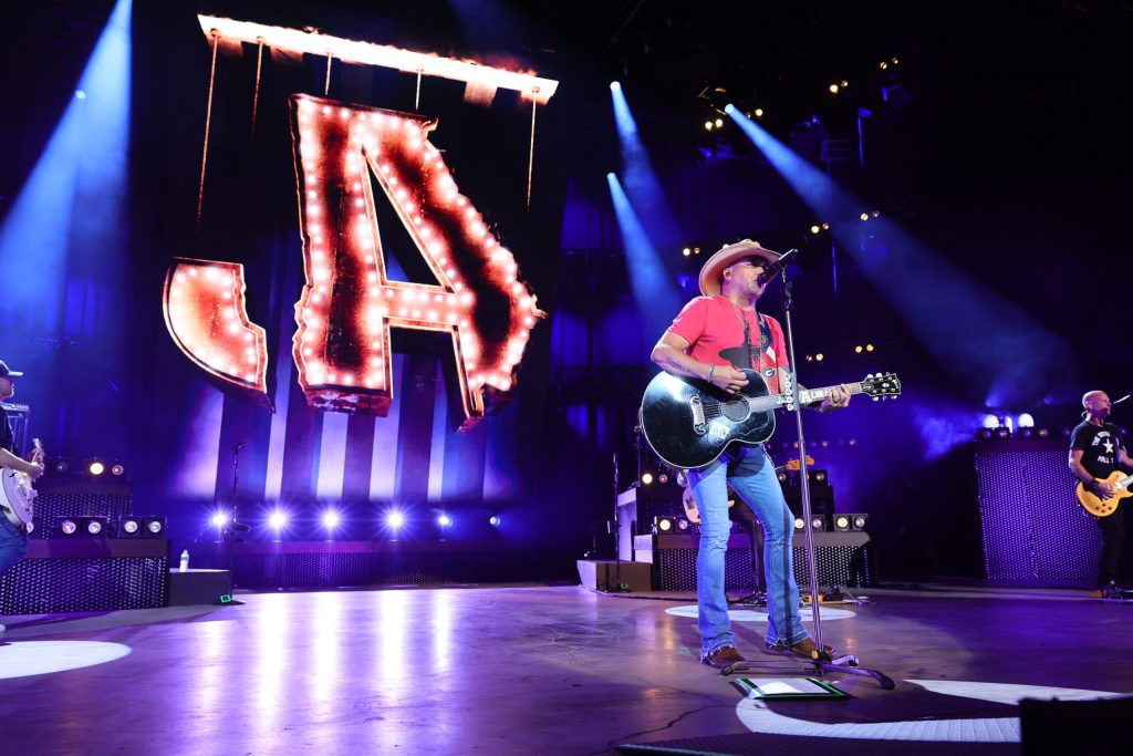 Def Leppard and Jason Aldean headlining new Thunder Stadium Concert Series