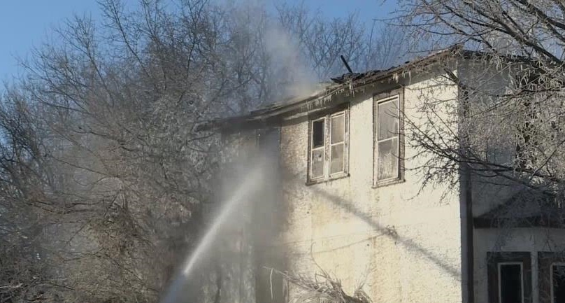 Advocate wants ‘action now’ after another vacant home goes up in flames in Winnipeg