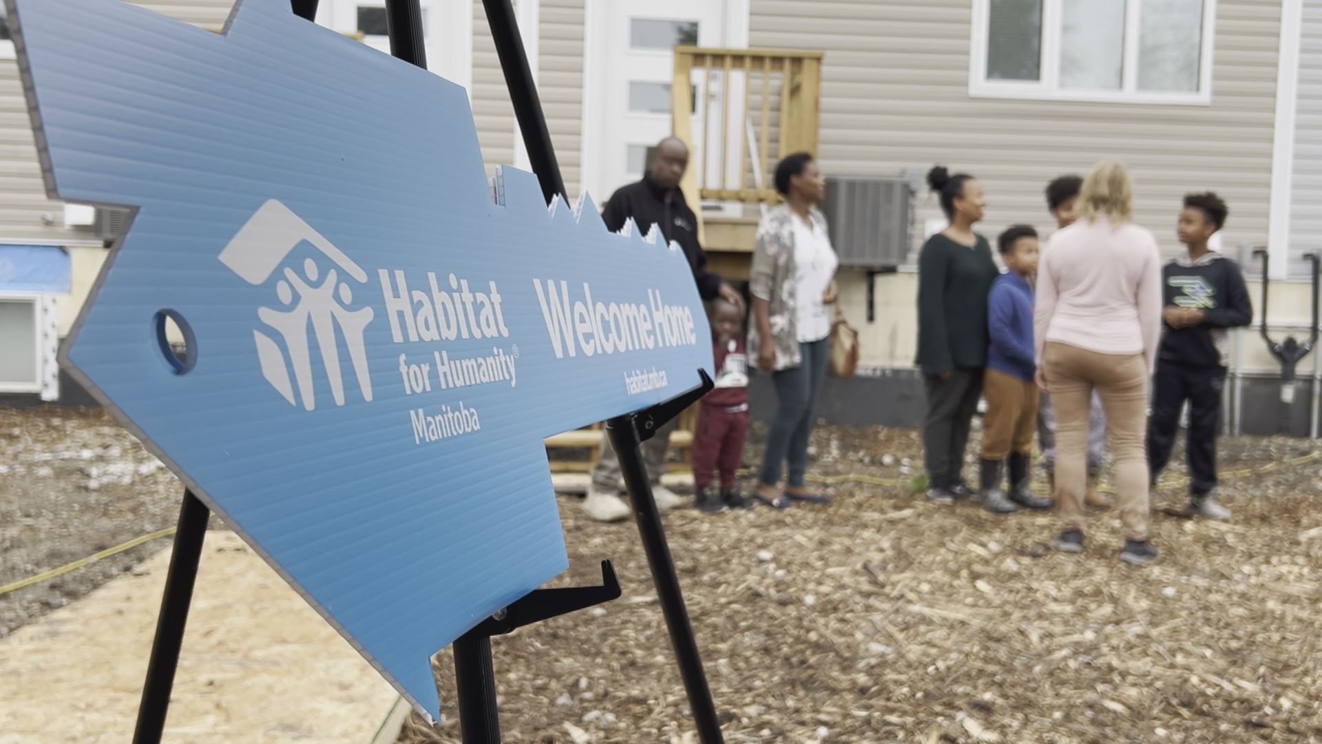 15 Winnipeg families welcomed into new homes by Habitat for Humanity ...