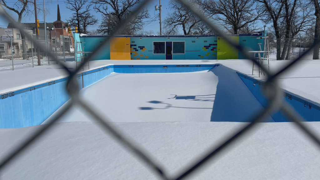 St. Boniface residents make final attempt to save community pool