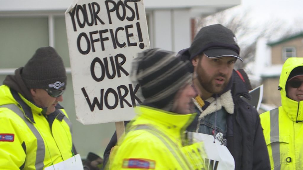 Postal strike slowing some charities’ ability to help in Winnipeg 