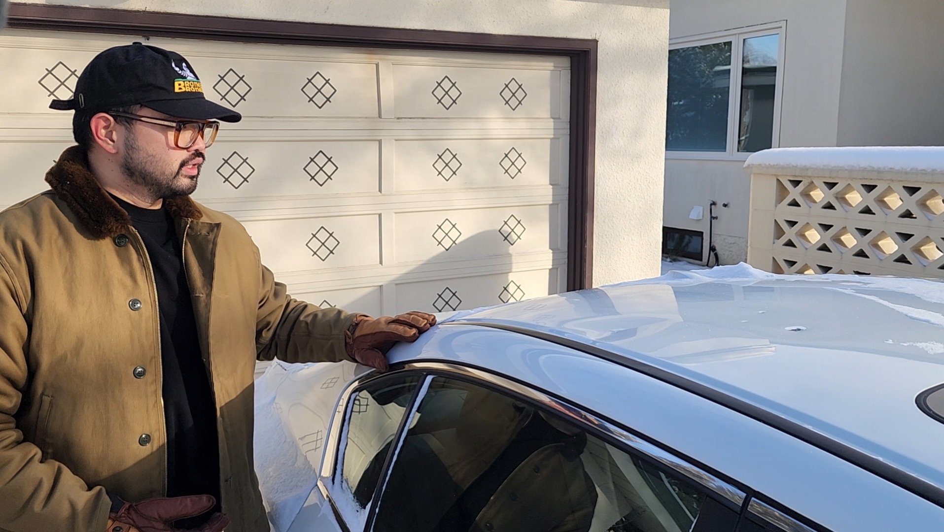 Manitoba driver warning others about insecure loads after his car was hit by scrap metal