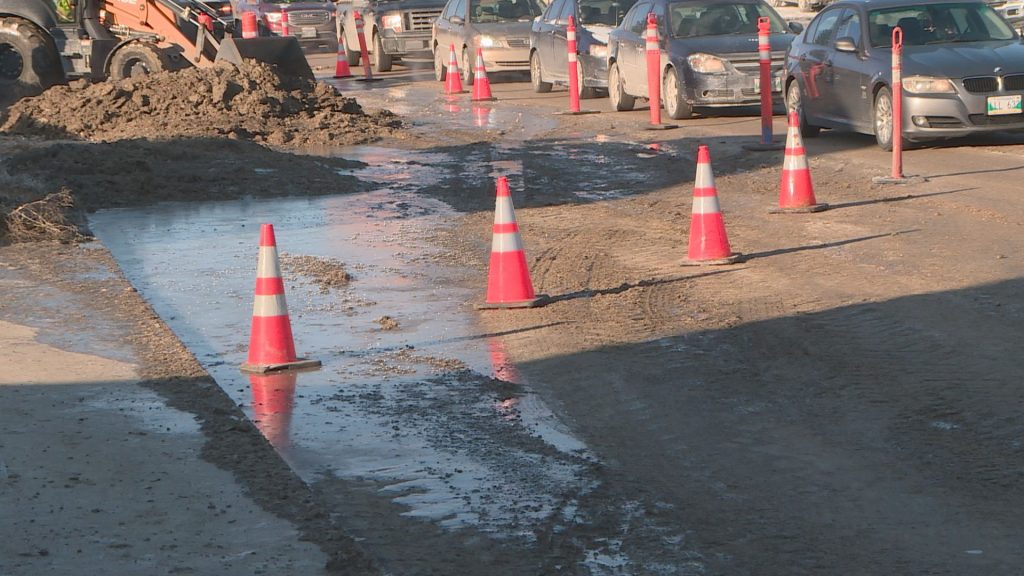 A major watermain break caused traffic delays on Friday morning along Logan Ave.