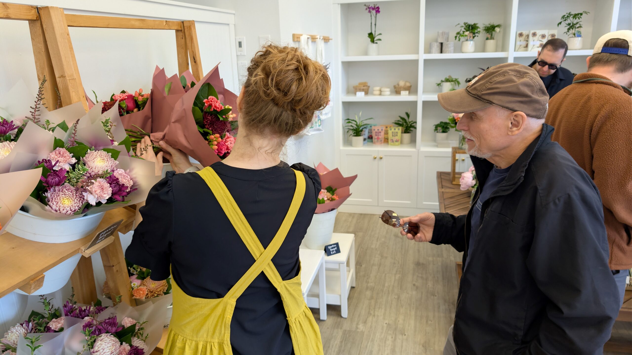 Winnipeg florists prepare for busy Mother’s Day weekend